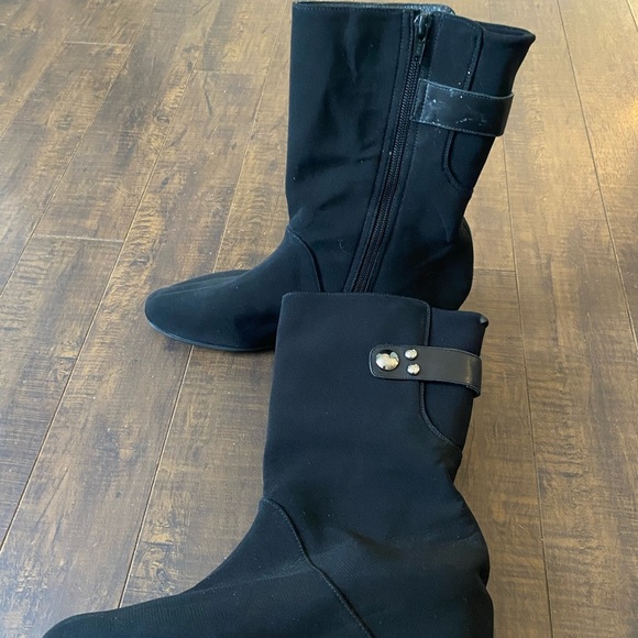 Stuart Weizman Black Nylon mid calf boots - Picture 10 of 13